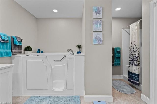 5086 Appalachian Road, Winston-salem, NC 27105