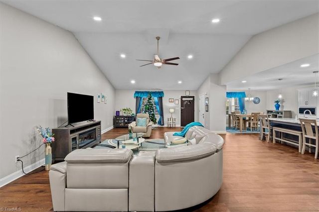 5086 Appalachian Road, Winston-salem, NC 27105