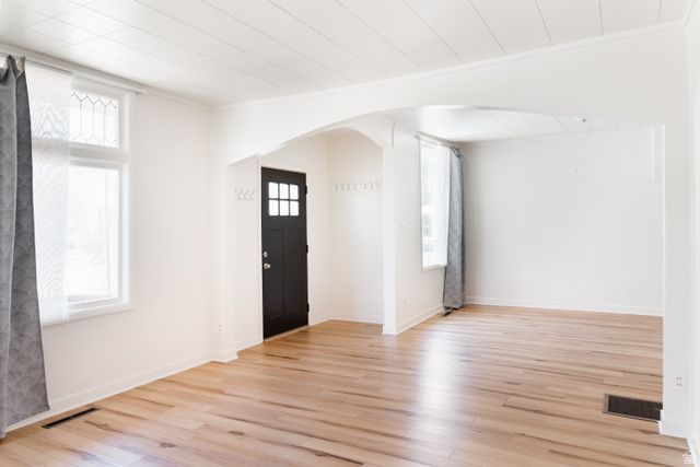 1045 W EUCLID AVE, Salt Lake City, UT 84104
