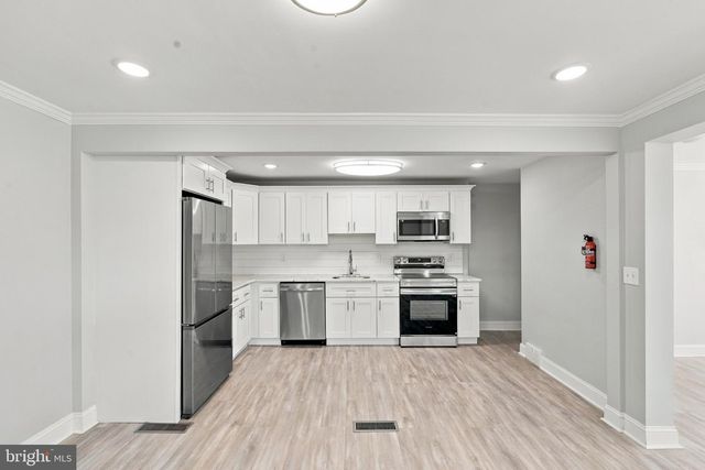 319 SLOAN ST, Crum Lynne, PA 19022