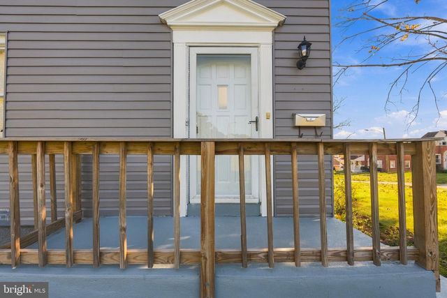 319 SLOAN ST, Crum Lynne, PA 19022