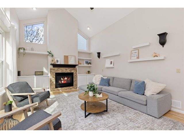 758 Huntington Pl, Highlands Ranch, CO 80126