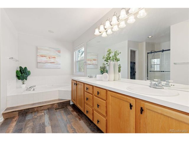 758 Huntington Pl, Highlands Ranch, CO 80126