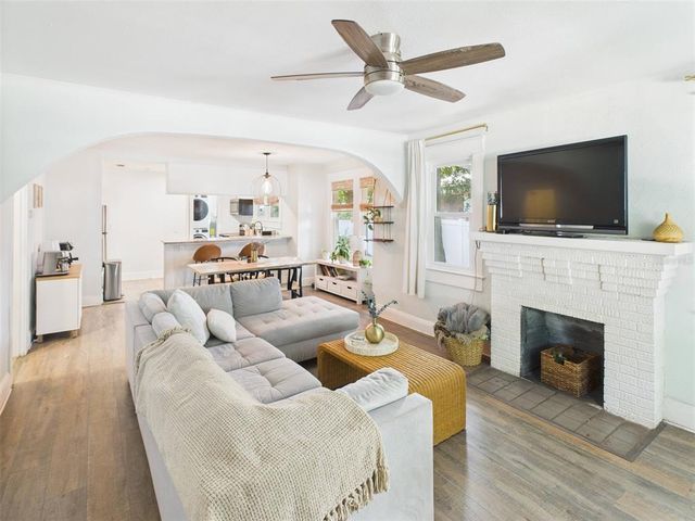 1015 E 31ST AVENUE, Tampa, FL 33603
