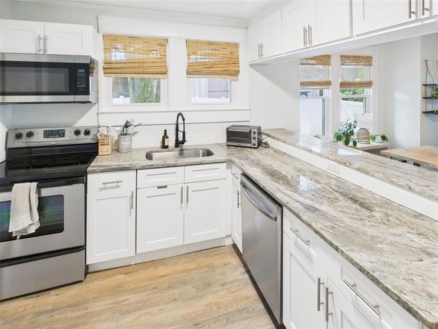 1015 E 31ST AVENUE, Tampa, FL 33603