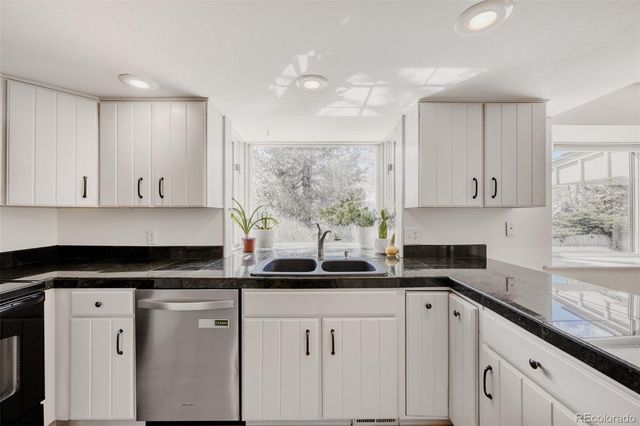 7970 W Baker Avenue, Lakewood, CO 80227