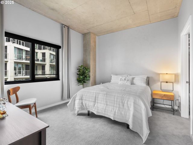 1830 Nw RIVERSCAPE St 406, Portland, OR 97209