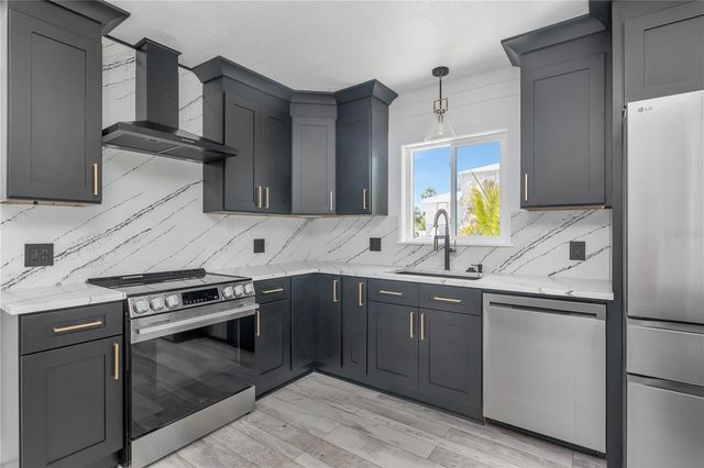 308 173RD AVENUE E, North Redington Beach, FL 33708