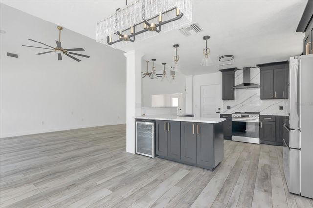 308 173RD AVENUE E, North Redington Beach, FL 33708