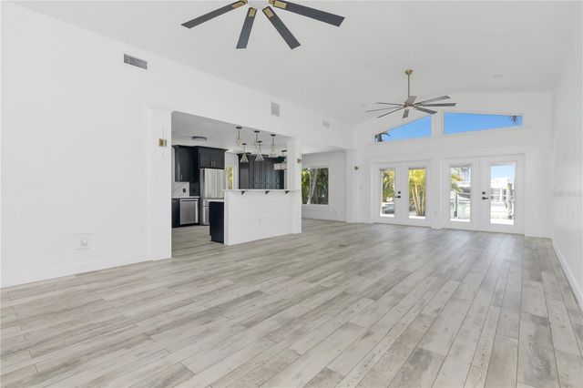 308 173RD AVENUE E, North Redington Beach, FL 33708
