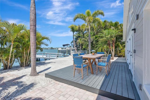 308 173RD AVENUE E, North Redington Beach, FL 33708