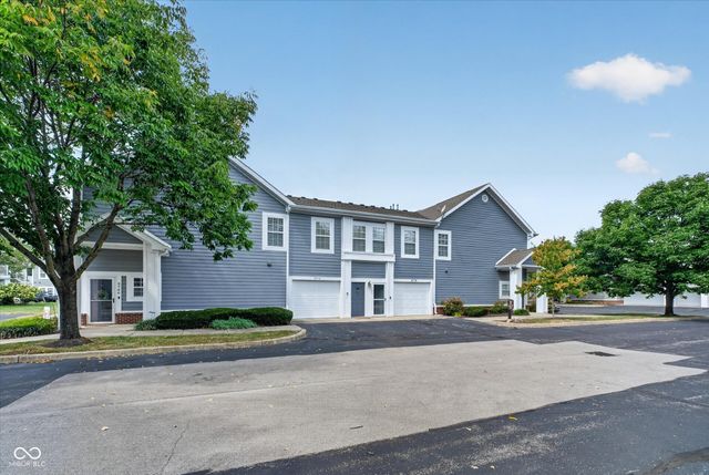 9772 Herons Cove, Carmel, IN 46280