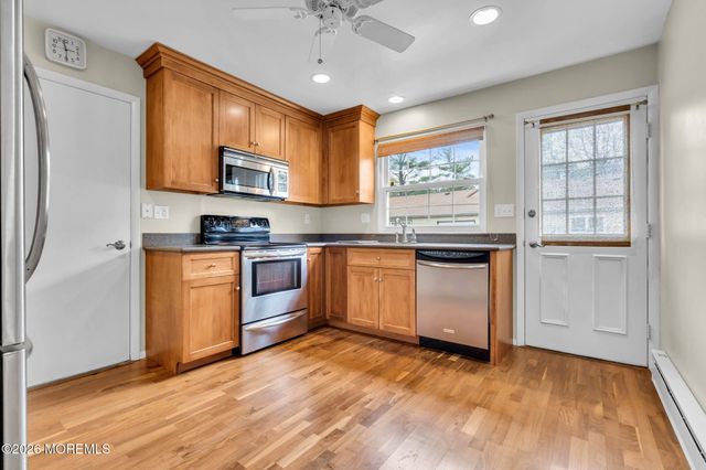 569B Mayfair Road, Manchester, NJ 08759