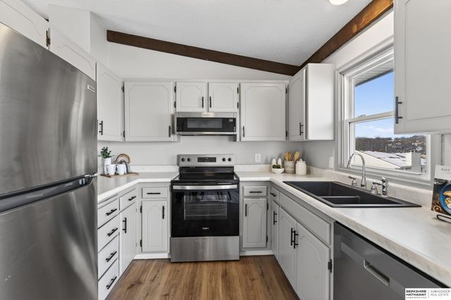 14440 Weir Circle, Omaha, NE 68137