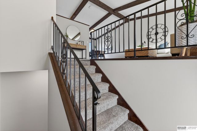 14440 Weir Circle, Omaha, NE 68137