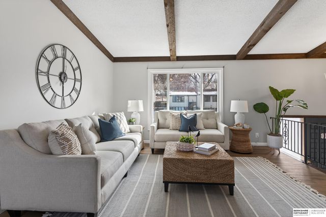 14440 Weir Circle, Omaha, NE 68137