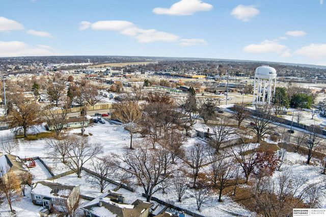 14440 Weir Circle, Omaha, NE 68137