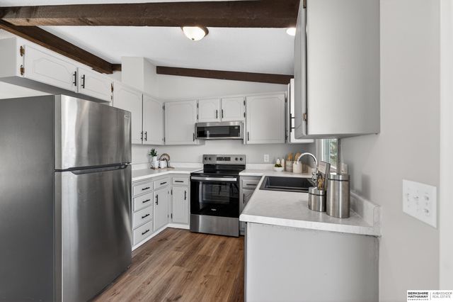 14440 Weir Circle, Omaha, NE 68137