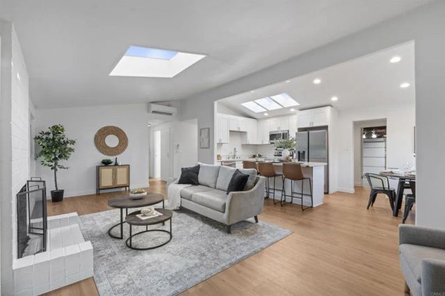 3457 Angwin Drive, San Diego, CA 92123