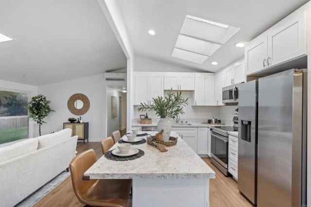 3457 Angwin Drive, San Diego, CA 92123