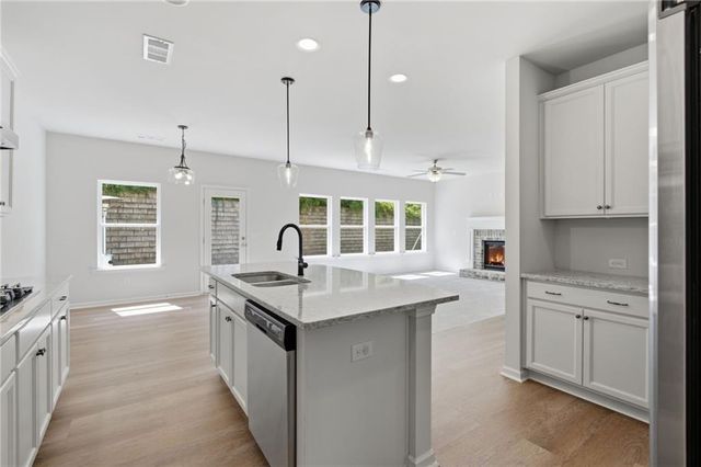 6135 Banyan Trail, Cumming, GA 30028