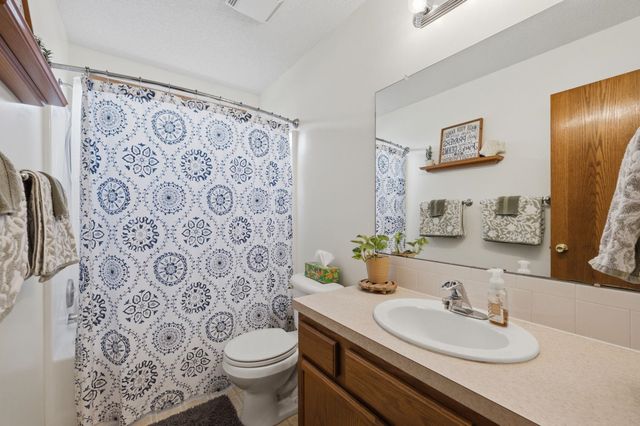 2415 Eastridge, Goddard, KS 67052