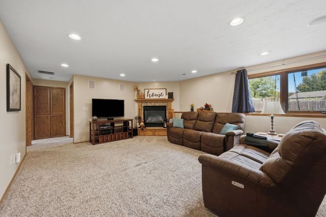 2415 Eastridge, Goddard, KS 67052