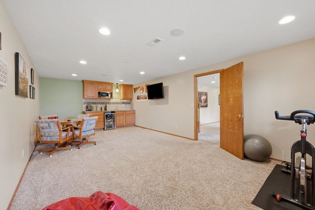 2415 Eastridge, Goddard, KS 67052