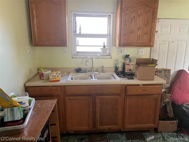 2154 27th Street, Port Huron, MI 48060