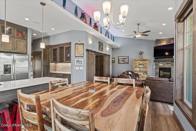 511 Guthrie PL, UNIT 503, Dover, ID 83825