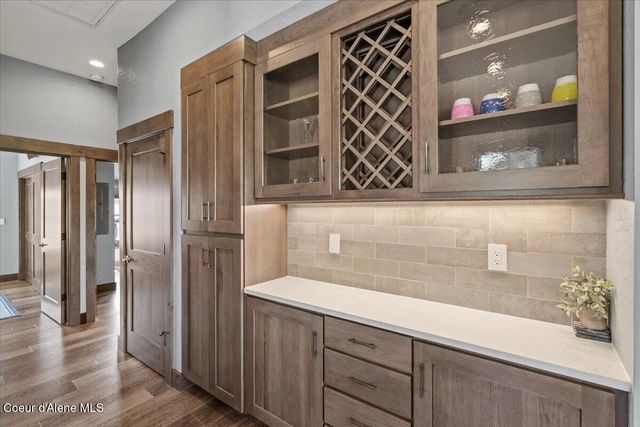 511 Guthrie PL, UNIT 503, Dover, ID 83825
