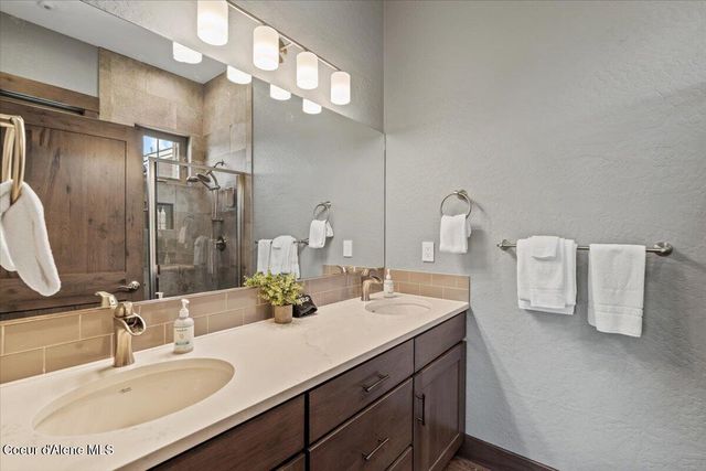 511 Guthrie PL, UNIT 503, Dover, ID 83825