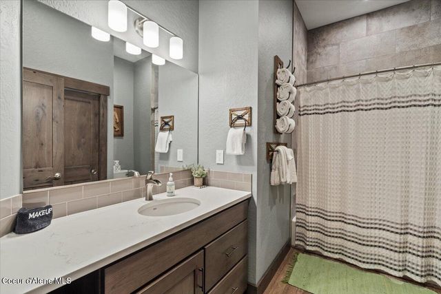 511 Guthrie PL, UNIT 503, Dover, ID 83825