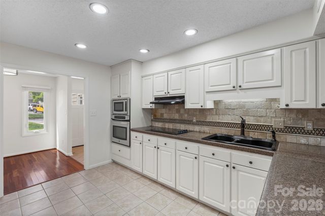 7619 Mariner Cove Drive, Cornelius, NC 28031