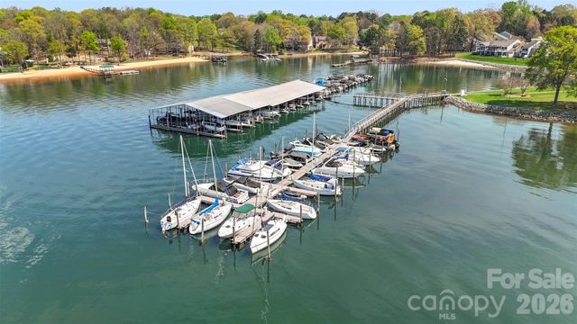 7619 Mariner Cove Drive, Cornelius, NC 28031