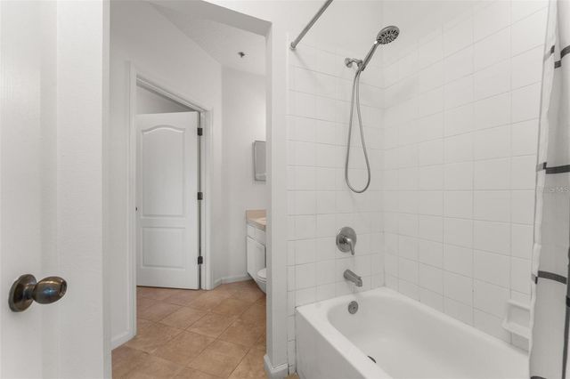 4897 CYPRESS WOODS DRIVE 6314, Orlando, FL 32811