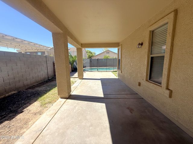 18221 W MISSION Lane, Waddell, AZ 85355