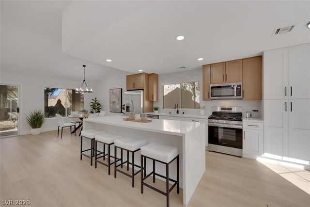 9532 Eagle Valley Drive, Las Vegas, NV 89134