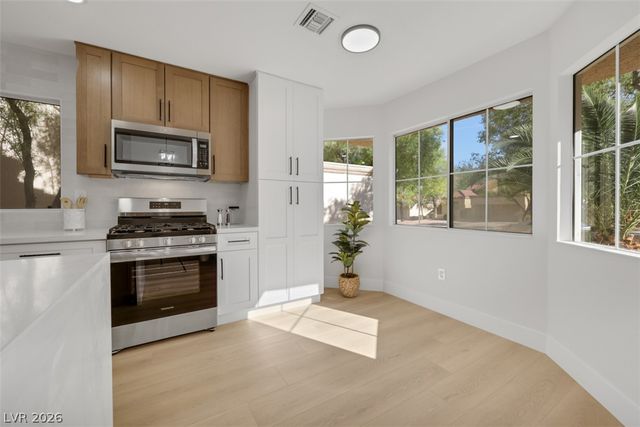 9532 Eagle Valley Drive, Las Vegas, NV 89134