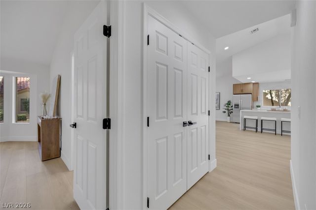 9532 Eagle Valley Drive, Las Vegas, NV 89134