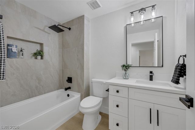 9532 Eagle Valley Drive, Las Vegas, NV 89134