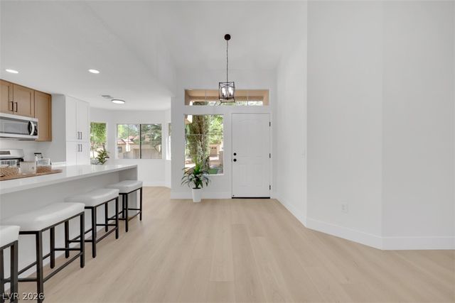 9532 Eagle Valley Drive, Las Vegas, NV 89134