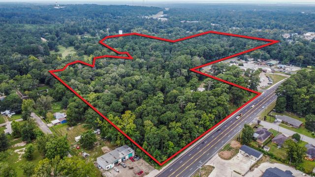 702 E Church Street, Livingston, TX 77351