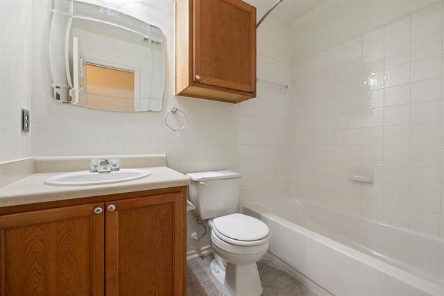 14525 Harris Ridge BLVD B, Pflugerville, TX 78660