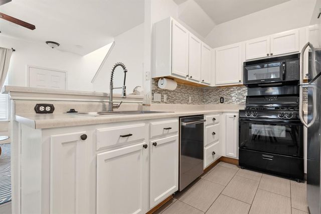 14525 Harris Ridge BLVD B, Pflugerville, TX 78660