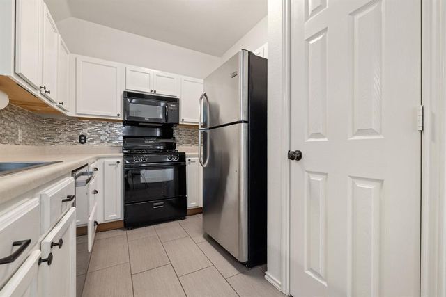 14525 Harris Ridge BLVD B, Pflugerville, TX 78660