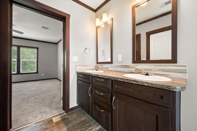 136 SE County Road 3048, Corsicana, TX 75109