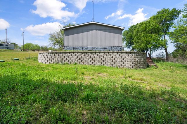 136 SE County Road 3048, Corsicana, TX 75109