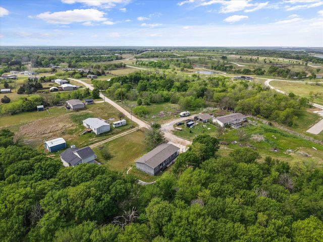136 SE County Road 3048, Corsicana, TX 75109