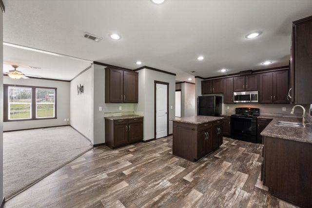 136 SE County Road 3048, Corsicana, TX 75109